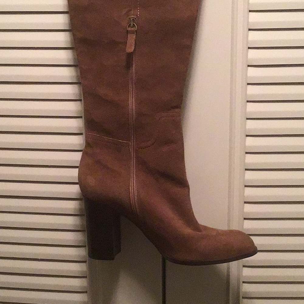 Talia Suede Over The Knee Boots. Beautiful boots in very good condition good con - Picture 2 of 4